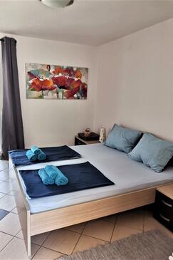 Apartamenty nad morzem Baska, Krk - 25942