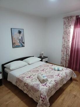 Apartamente cu parcare Korcula - 25951
