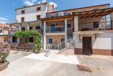 Apartmanok Parkolóhellyel Novigrad - 25957 - Novigrad