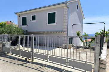 Apartments by the sea Bušinci, Čiovo - 25960 Adriatic.hr