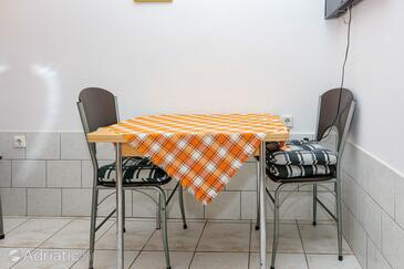 Leiligheter med basseng Rogoznica - 25961