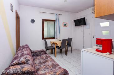 Апартаменты с бассейном Рогозница - Rogoznica - 25961