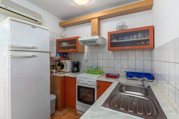 Apartamente cu parcare Punat, Krk - 25968