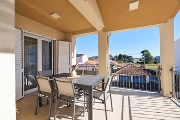 Apartamente cu parcare Sukosan, Zadar - 25970