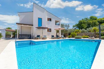 Treværelses hus Kremenići, Krk (K-25986)