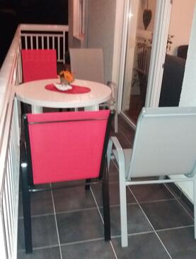 Leiligheter med parkering Kastel Luksic, Kastela - 25989