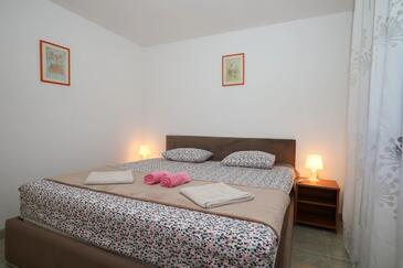 Apartments with parking space Premantura (Medulin) - 25995