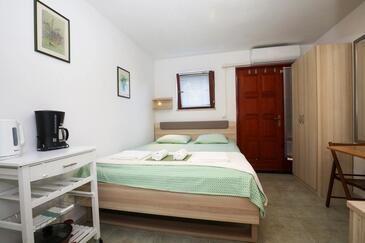 Apartments with parking space Premantura (Medulin) - 25995