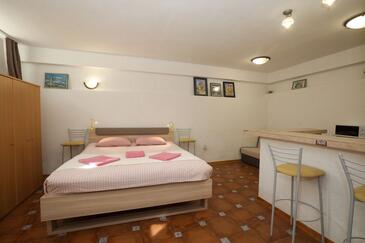 Apartments with parking space Premantura (Medulin) - 25995