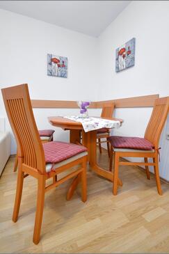 Apartmani uz more Podgora, Makarska - 25999