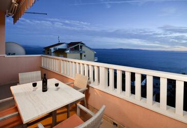 Apartments by the sea Podgora, Makarska - 25999