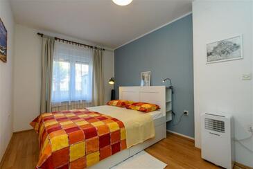 Apartmani s parkingom Punat, Krk - 26021