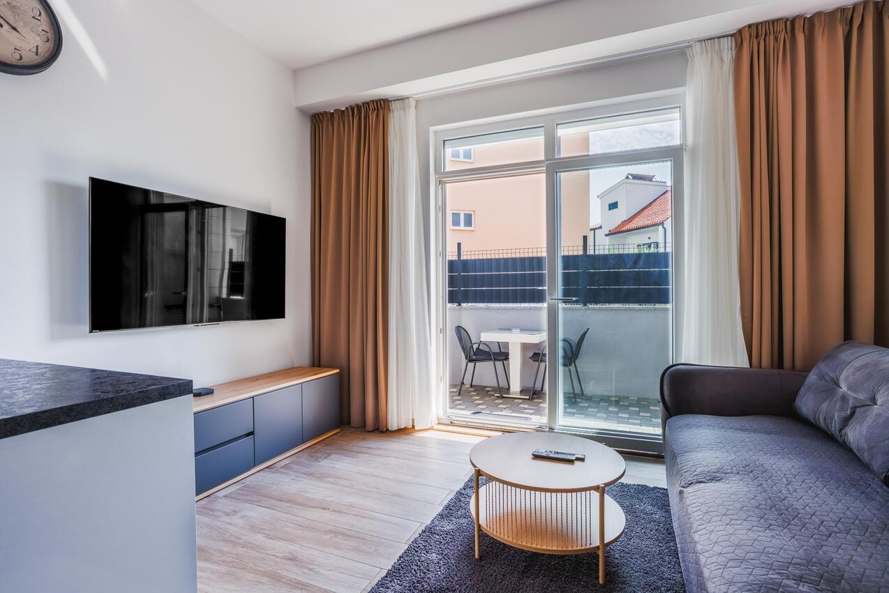 Leiligheter med parkering Podstrana, Split - 26028