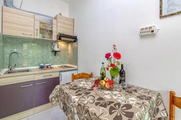 Apartamenty z parkingiem Rovinj - 26032