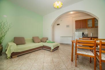Apartmanok parkolóhellyel Fazana - 26036