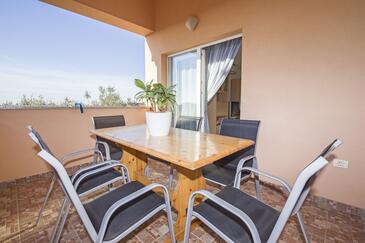 Two bedroom apartment Peroj, Fažana (A-26037-a)