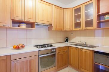 Apartmani uz more Podgora, Makarska - 2604