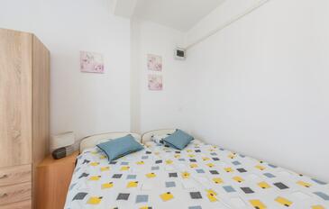 Lejlighedens parkeringsplads Peroj (Fazana) - 26040