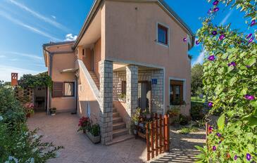 Apartments with parking space Peroj, Fažana - 26040 Adriatic.hr