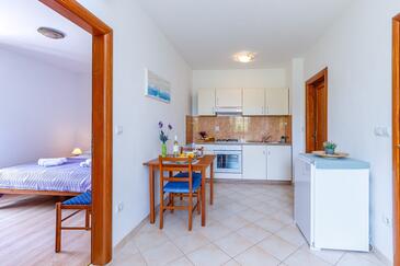 Appartamenti con parcheggio Rovigno - Rovinj - 26041