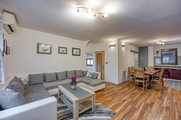 Apartamentos con parking Rovinj - 26042