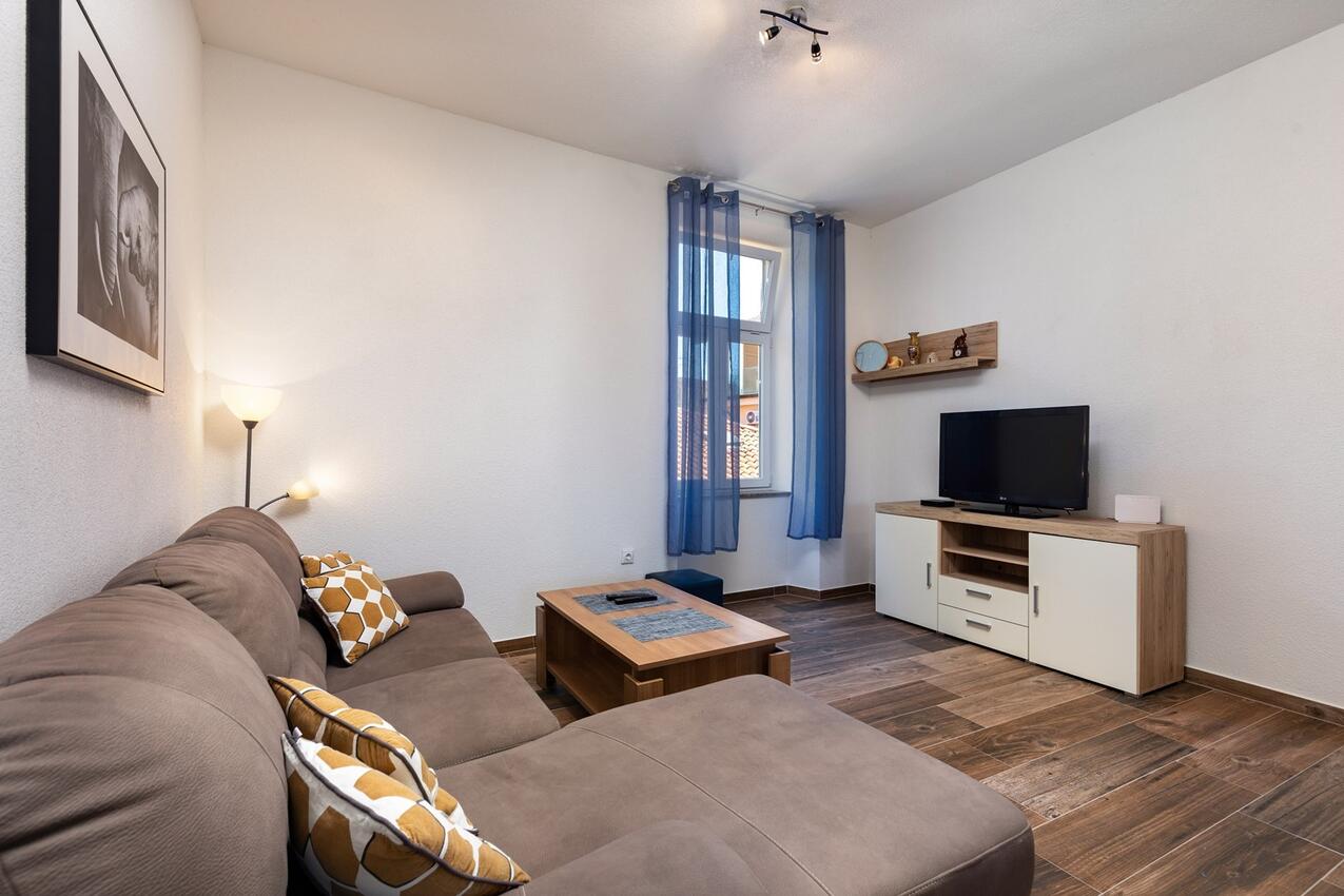 Dvosobni apartman Pula (A-26046-a)