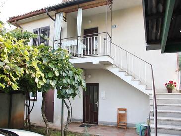 Apartmaji s parkingom Lovran, Opatija - 26048 Adriatic.hr
