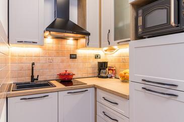 Apartmani uz more s bazenom Medulin - 26051