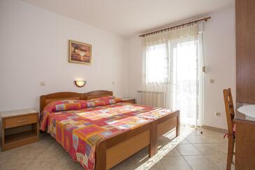 Apartamentos con parking Pula - 26057