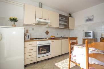 Apartamentos con parking Pula - 26057