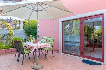 Leiligheter med parkering Rovinj - 26067