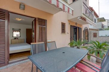 Dvoupokojový apartmán Rovinj (A-26074-b(