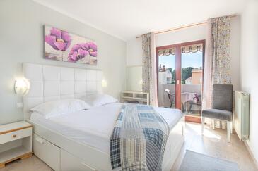 Apartmány s parkovištěm Poreč - 26077