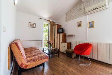 Apartmanok parkolóhellyel Krnica, Marcana - 26082