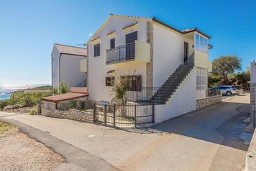 Ferienwohnungen mit Parkplatz Zecevo, Rogoznica - 26084 Adriatic.hr