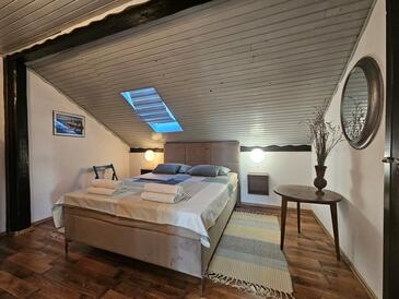 Apartmanok parkolóhellyel Vodice - 26087