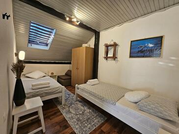 Apartmanok parkolóhellyel Vodice - 26087