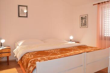 Lejlighedens parkeringsplads Starigrad, Paklenica - 26088