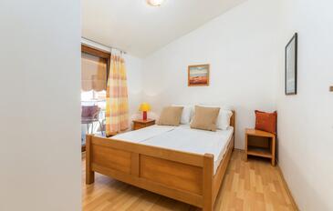 Апартаменти для сімей з дітьми Перой - Peroj, Фажана - Fažana - 26091