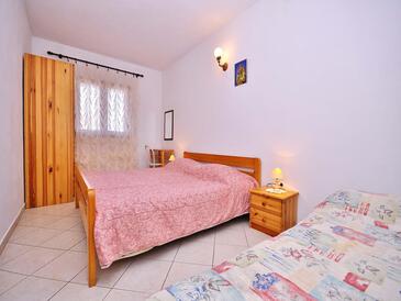 Apartmaji z bazenom za družine z otroci Rovinj - 26094