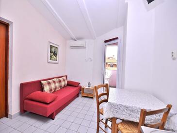 Rodinné apartmány s bazénem Rovinj - 26094