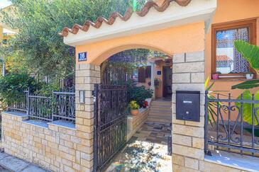 Ferienwohnungen mit Parkplatz Vrsar, Porec - 26097