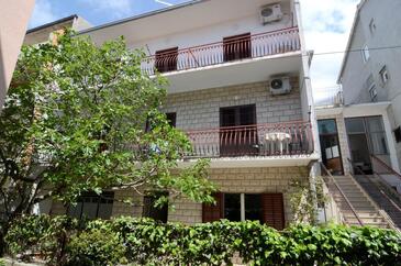 Lejlighedens parkeringsplads Makarska - 26100 Adriatic.hr