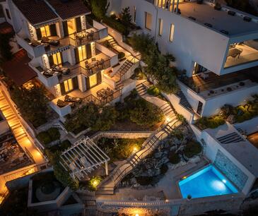 Luxusvilla am Meer mit Pool Vinisce, Trogir - 26103 Adriatic.hr
