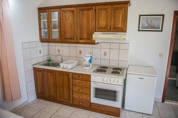 Apartmány s parkovištěm Rogoznica - 26104