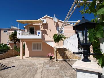 Apartamentos con parking Rogoznica - 26104 Adriatic.hr