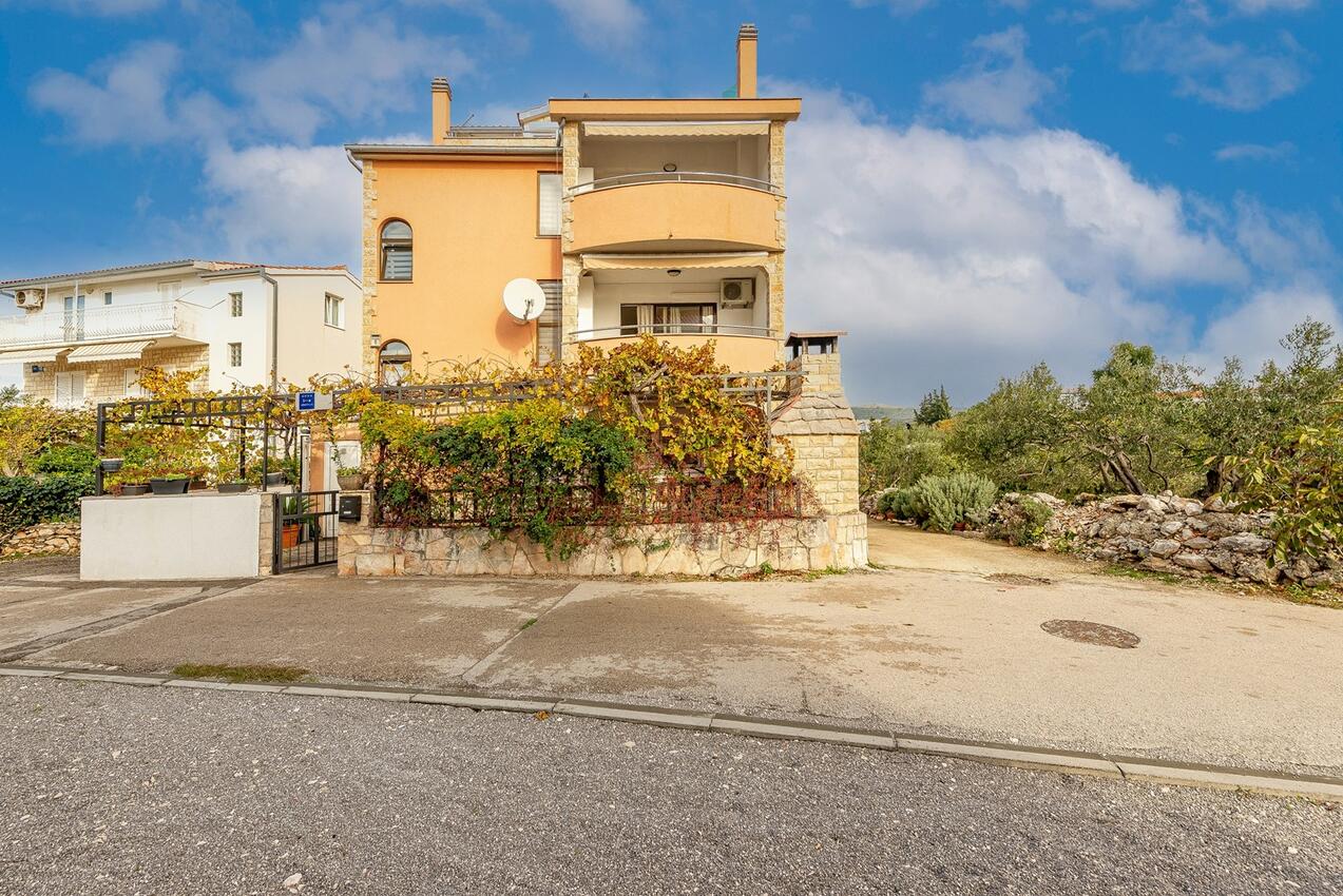 Appartements pour la famille, près de la mer Rogoznica - 26114