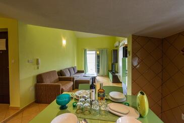 Apartmaji z bazenom Vinišće, Trogir - 26117