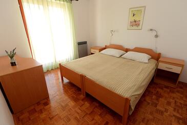 Apartmány s parkovištěm Zadar - 26120