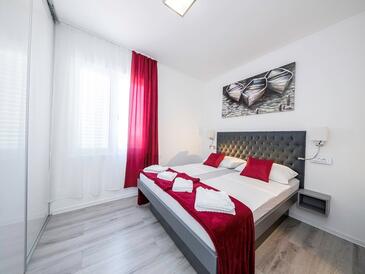 Apartamenty z basenem Rab - 26128